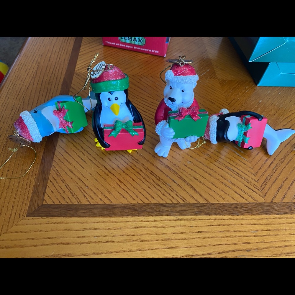 Set of 4 Sea World Onaments
